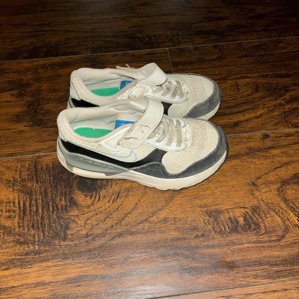 Boys nike shoes